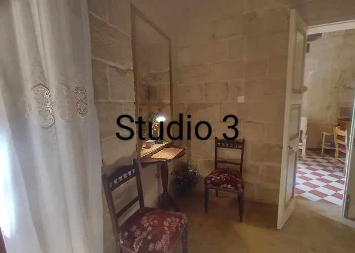 Konukevi Vittoria 4*