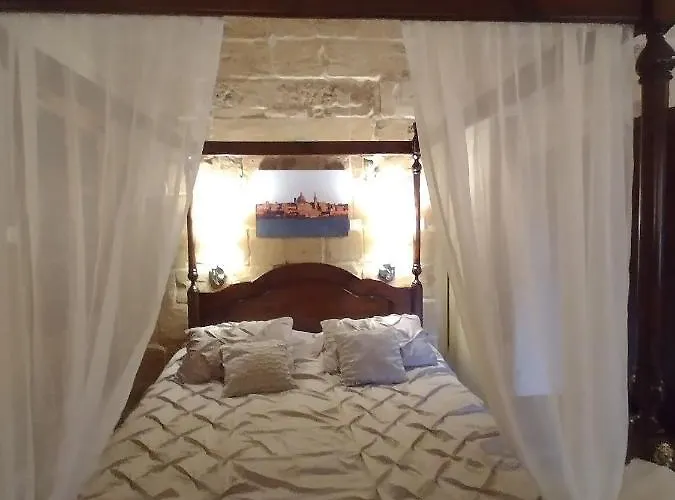 Vittoria Konukevi 4*