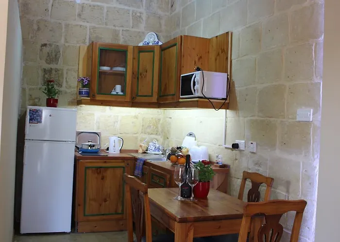 Vittoria Konukevi 4*